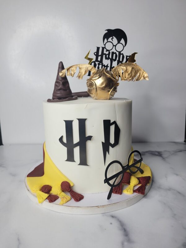 Custom Cakes - Image 8